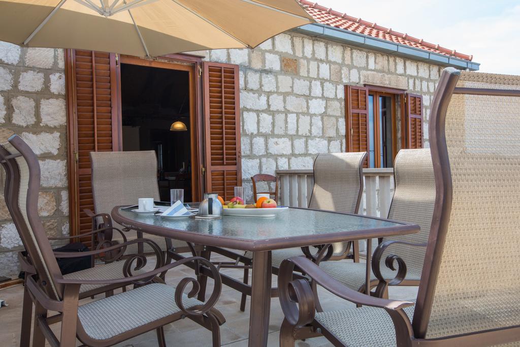 Sunset Villa ซัฟทัท ภายนอก รูปภาพ