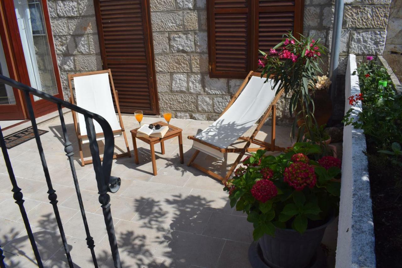 Sunset Villa ซัฟทัท ภายนอก รูปภาพ